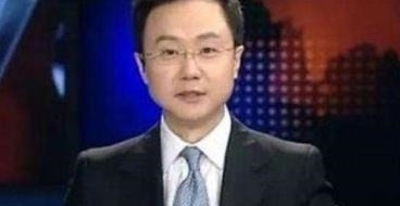 央视主持人|央视主持人刚强，娶2婚北京卫视一姐春妮，春妮41岁为他产子