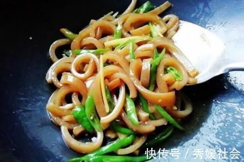 冬天，吃大鱼大肉不如它，每天炒一盘，营养极高，滋补又馋人