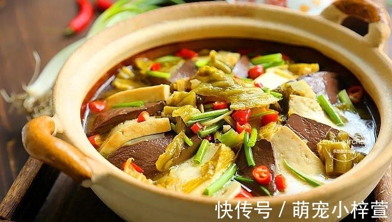 香葱|天冷时，一定要吃这一锅，酸爽开胃，没放肉，却比肉还好吃