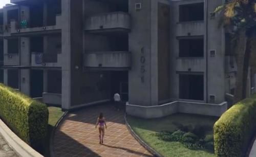 小富也算|《GTA5》玩家的手机联系人“蓝宝儿”是谁进去后能待一天
