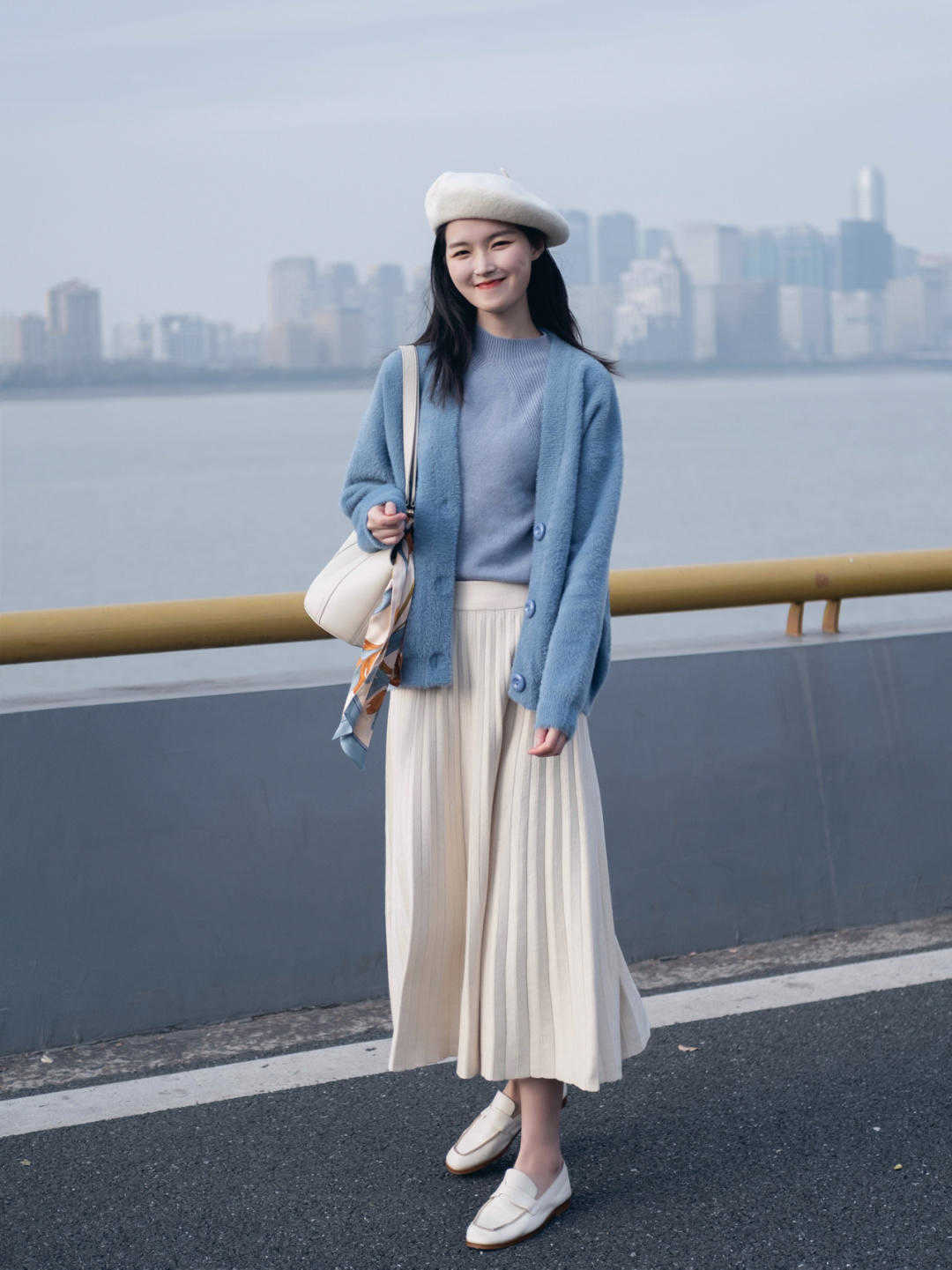 裤子|真正优雅的女生,秋天这样穿搭,针织衫原来还能这样搭配,很高级