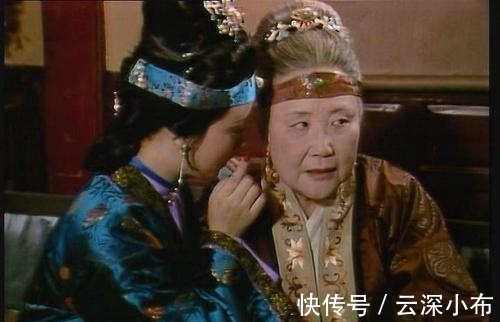 贾府#尤二姐至死不知,她曾在贾母面前犯下大错,失去被贾府接纳的资格