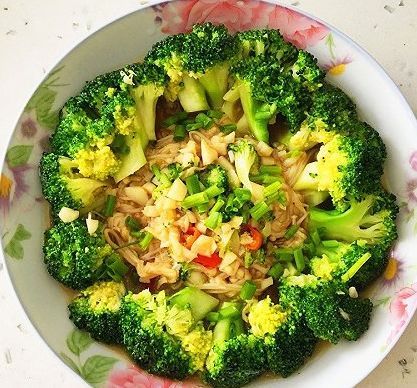 营养成分|女性不妨多吃3种食物,去除皱纹、排毒养肝,好处多多!