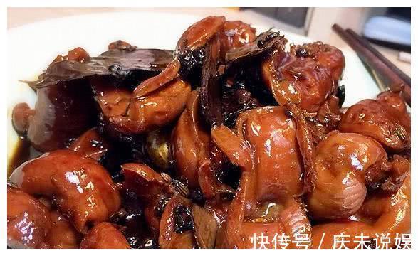 红椒|美食推荐香菇焖鸡、酱鸡胗、香辣排骨、香辣鱼块的做法