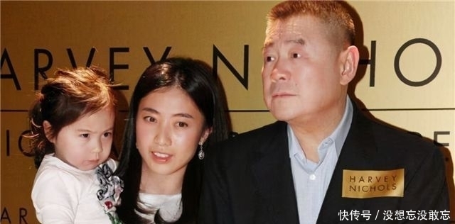 刘銮雄为何频频拍卖藏品?其实不是因为他没钱,而是甘比另有打算