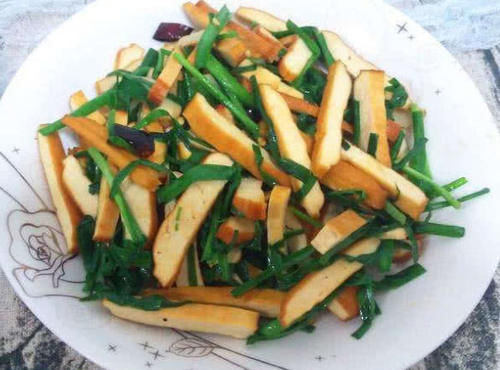  下饭|冬天，吃大鱼大肉不如它，上锅炒一炒，补钙长个头，好吃又下饭