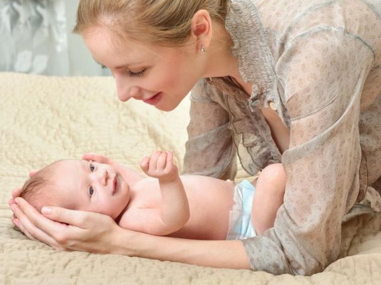 食物|这些食物影响母乳质量,哺乳期妈妈尽量别碰,会让宝宝发育迟缓