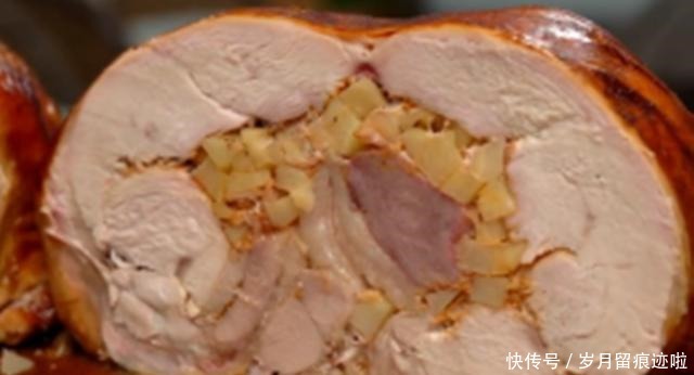 朋友生日请吃饭,桌上只有一个“南瓜”,大家说他抠,切开后懵了