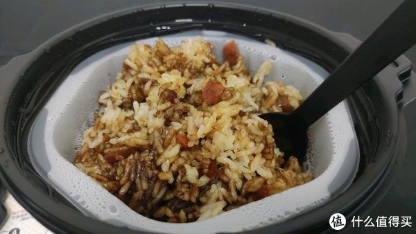 自热米饭|白菜党 篇三十四：吃着蜡笔小新，看武林外传。这滋味，挺奇妙的。