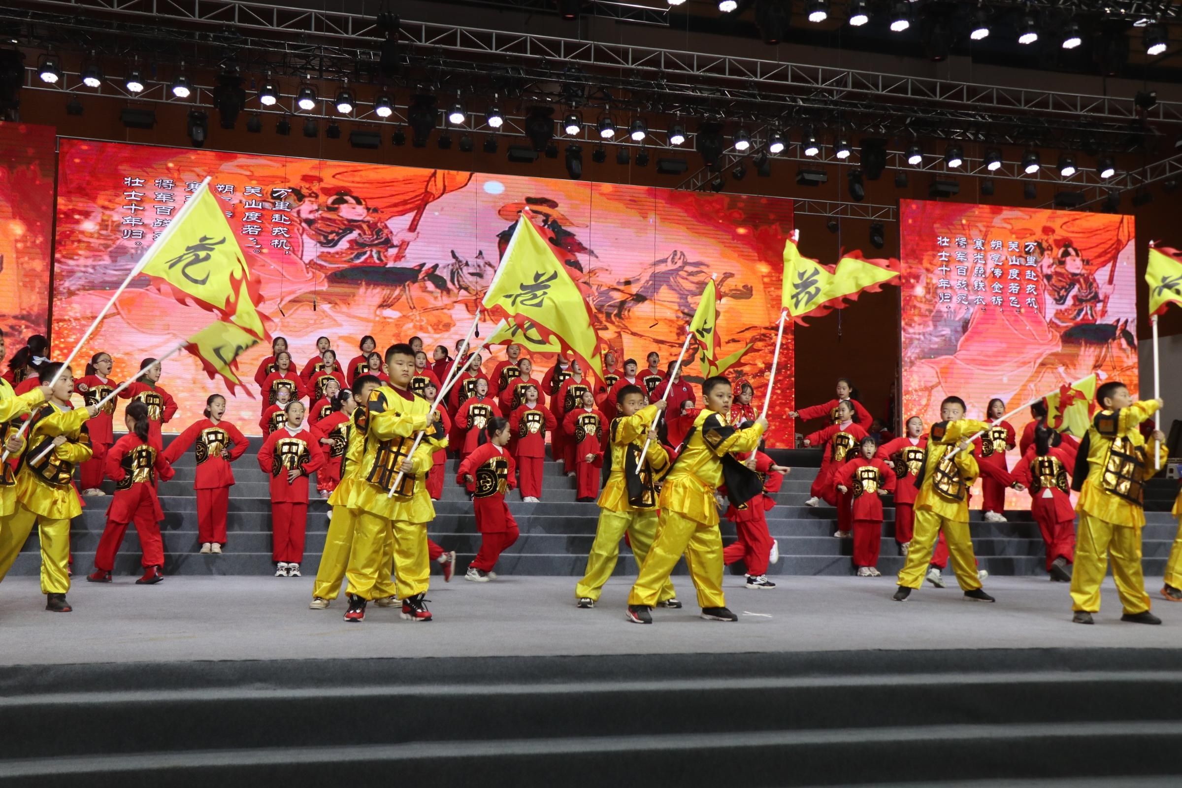  画面好美！融媒体记者探班正则学校，带你一睹为快|迎接“诗歌周 ”| 诗歌进校园