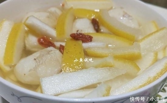 咳嗽痰多老不好,88岁老奶奶这两种食材蒸一蒸,止咳化痰不再咳嗽
