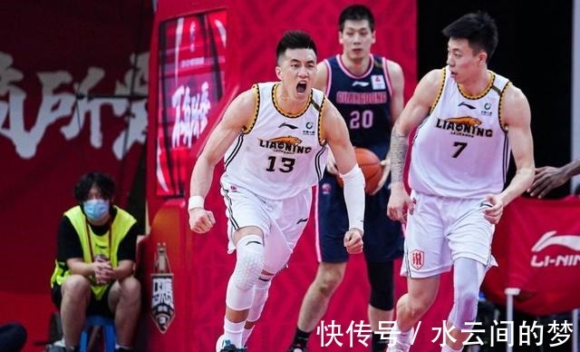 孙铭徽|CBA辽津之战,主力球员继续轮休杨鸣棋差一着,为哪般
