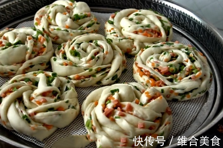 花卷|想吃花卷别再出去买了,教你新做法,咸香劲道,做法超简单