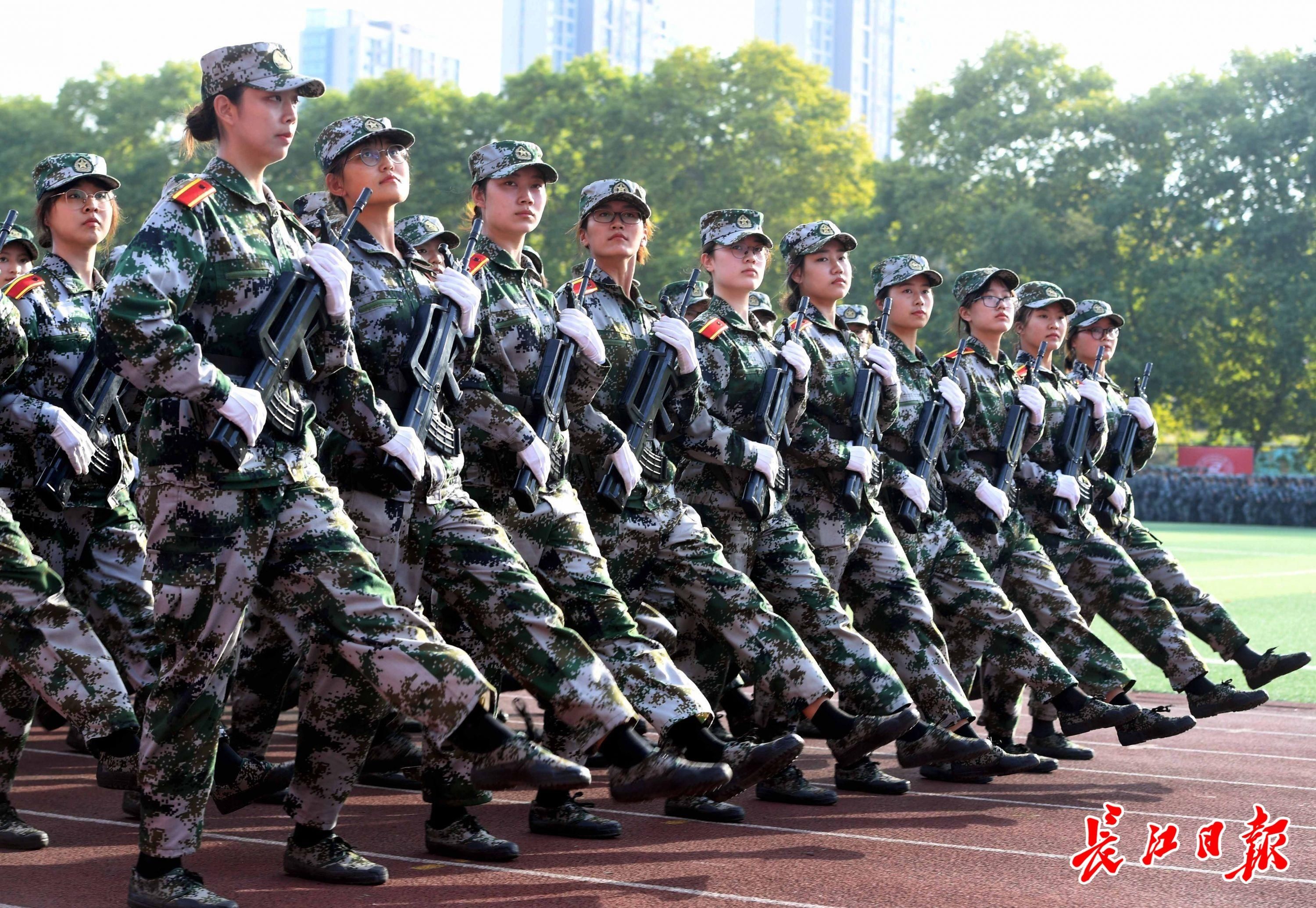 军训|强国有我！华中科大军训汇演场面震撼