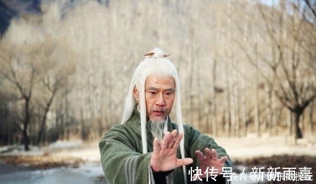 鲁智深&武松师傅警告武松千万要躲着两个人,武松不听劝告,结果受到教训