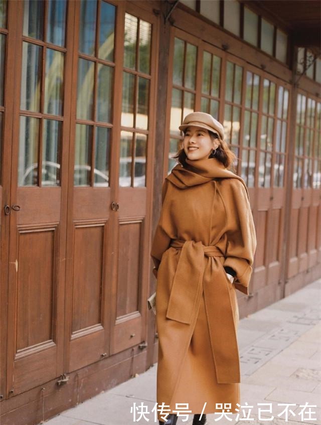 基础|地摊货是如何“被”穿出高定感的学会这几个穿搭技巧,你也时髦