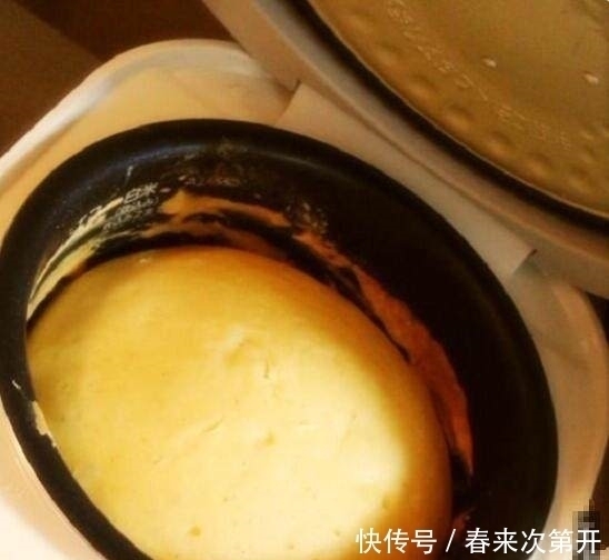 电饭煲也能做出蛋糕来,厨房小白一学就会,好吃到爆!