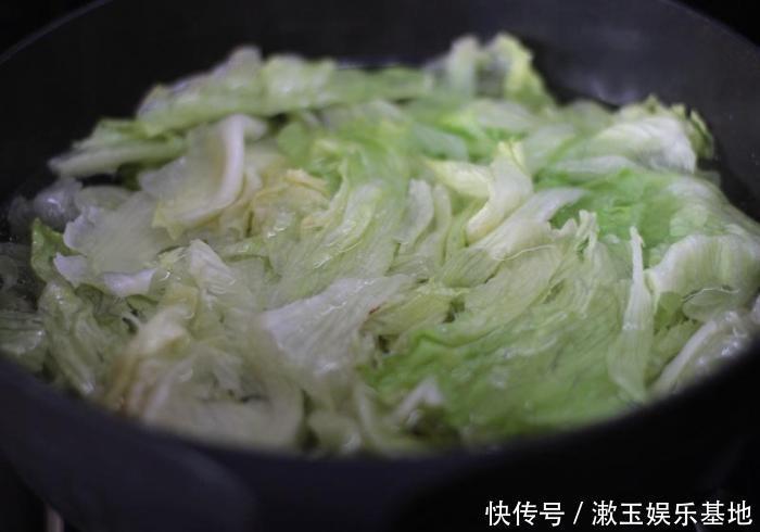 生菜|生菜最好吃的做法,偷学五星大厨技巧,比蚝油生菜好吃10倍!