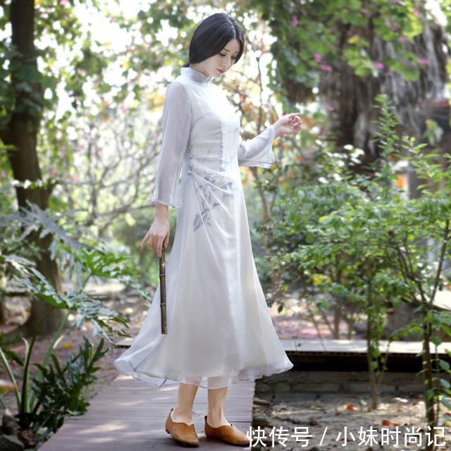 时髦|怎么穿才能提升造型感？时髦精们绝对不会错过的几款连衣裙
