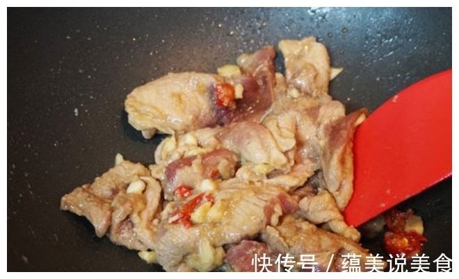 教你这道拿手的家常硬菜,营养美味,家里来客人正好露一手!
