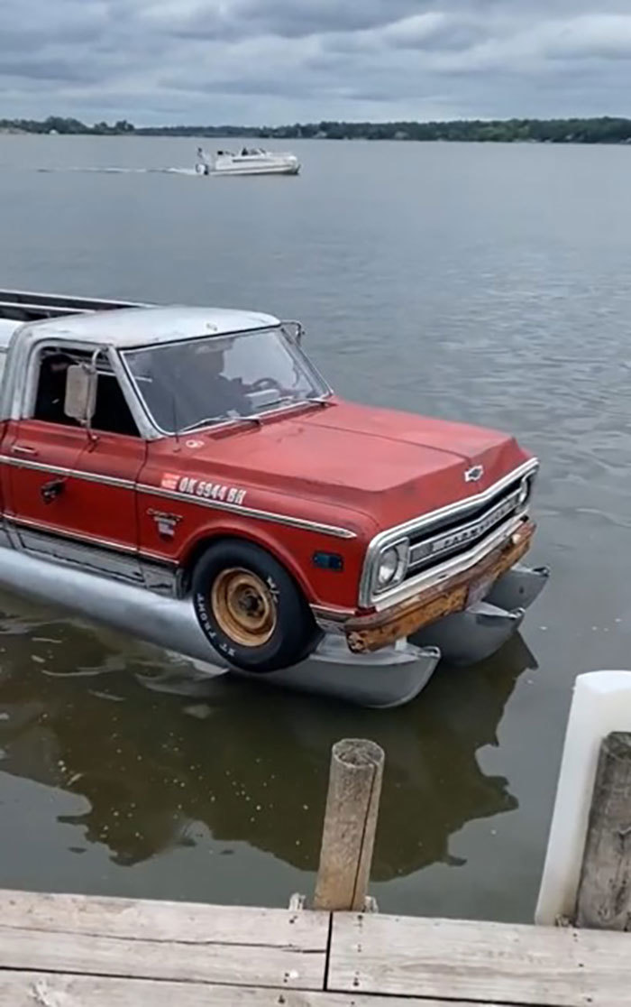 游泳池$盘点那些反人类的奇葩设计,每一个都是人类智慧的结晶