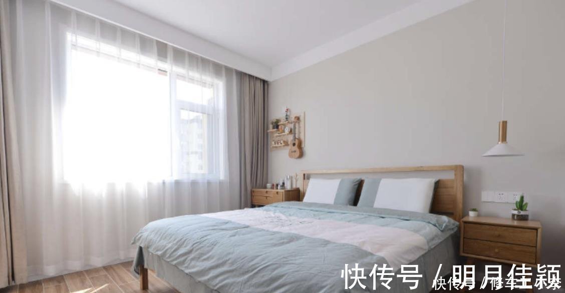 阳台|客厅造个“假阳台”，一进门就被迷住了，这套92㎡新房，太温馨