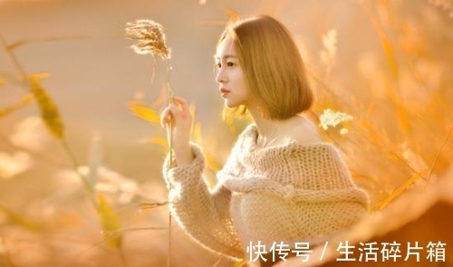 篱边|黄花不解痴人意,瘦尽相思瘦尽秋;七律九首,泪痕浅浅怎堪收