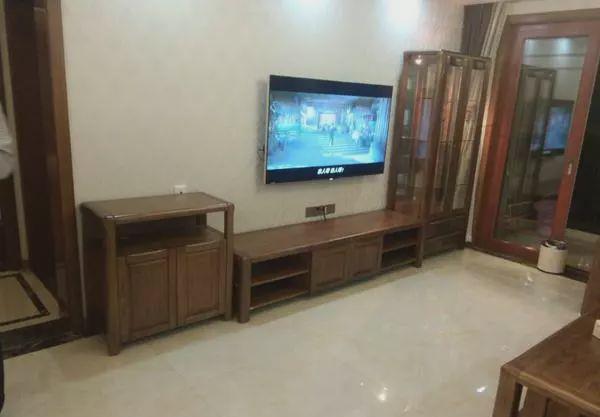 老气|新房交给婆婆装修,一看客厅,我气得大喊一声:土豪啊,心累