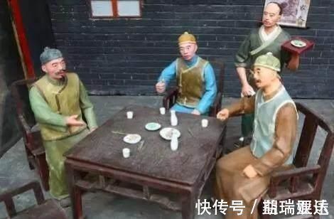 上联&秀才出一上联,举人、进士都对不出,最后被一8岁小孩对出绝对