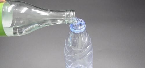 家家户户|无论马桶有多臭,只需一个塑料瓶,马桶异味自动清除,太方便了