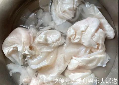 胶原蛋白|7成人不吃这菜,却是“润肤高手”,胶原蛋白丰富,女人吃显年轻!