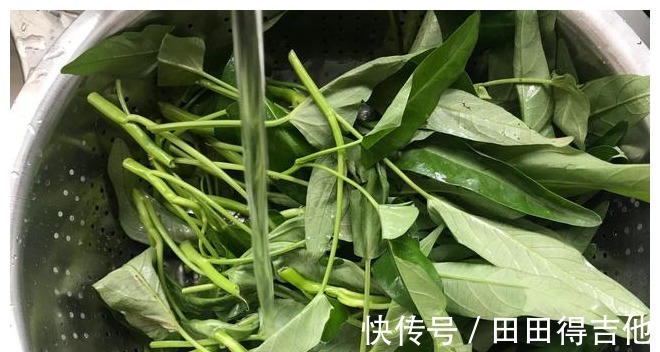 青椒|这菜是“脂肪收割机”，刮油脂清肠道，隔三差五吃，瘦出小蛮腰！