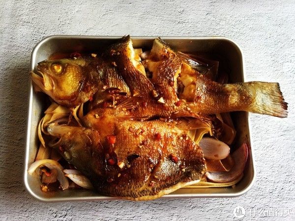 精灵|夏天少吃猪肉多吃它，买来不煎不炖，腌一腌加料烤一烤，鲜香好吃