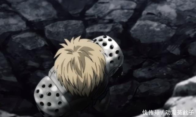 一拳超人|《一拳超人》:琦玉老师终于训了水龙,然而我只关心战栗龙卷的腿