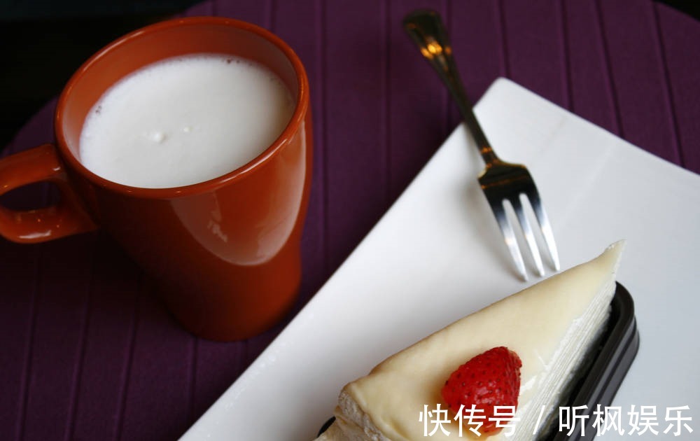 神经细胞|晚上睡不着的人,别乱吃药,多喝用它泡的水,和失眠多梦说再见