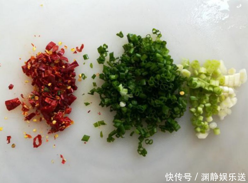  好吃|好吃又下饭的腊肠炒萝卜干，简单易做