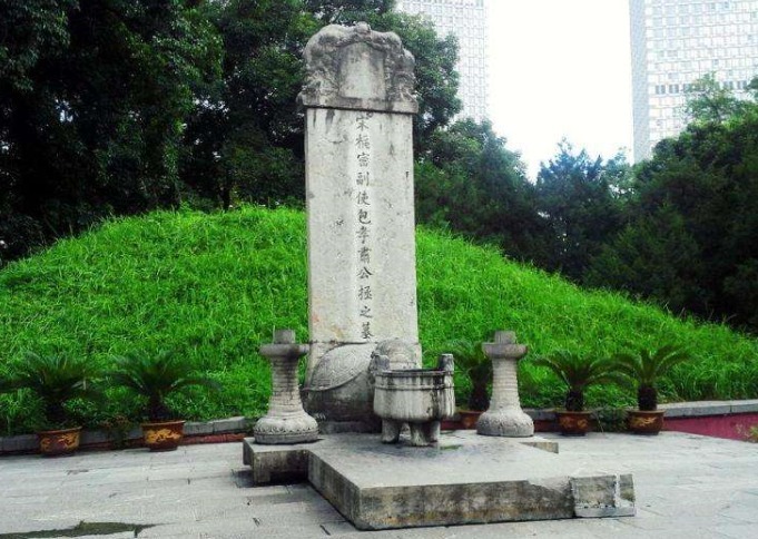 墓志铭|中国第一大清官包拯墓被找到,专家推开墓门,眼前景象令人发指