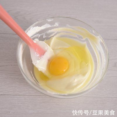  蓝莓乳酪派在家也能做|超经典的新年聚会甜品 | a8463