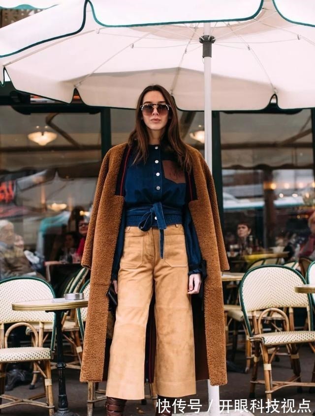 阔腿裤+ 今秋流行“阔腿裤+短靴”,女人怎么穿都有范儿,出门养眼全靠它!