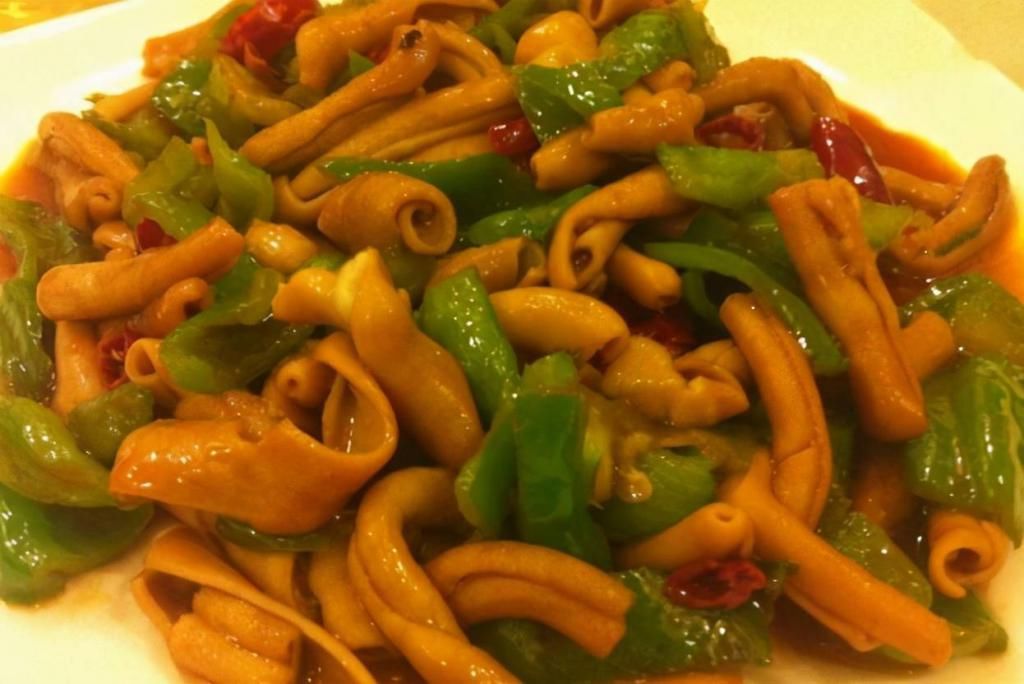  必点|火锅必点菜鸭肠，鸭血的家常做法，尖椒鸭肠，水煮鸭血