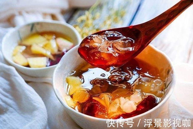 女性|女人别太省钱！多吃4大“零嘴”，补充雌激素，六十岁不显老