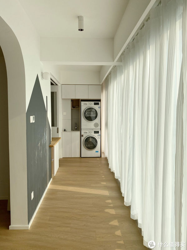 家装|武汉一对夫妻,花1年时间把家装成了极简风,还没入住就被吐槽了