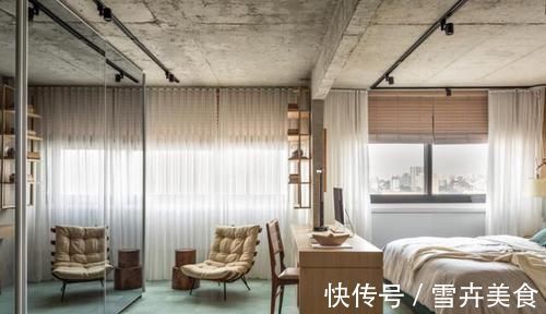 朋友家|翻新130平的家，卧室装得够隐蔽，藏在旋转木门，谁也找不到