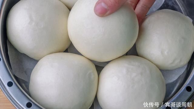 猪油|馒头又出新做法，不放一粒酵母，也不用二次醒发，一大锅不够吃的