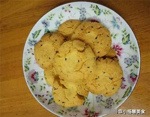 它香甜脆酥,是小时候最爱的点心,只要面粉一搅一拌,好吃零难度