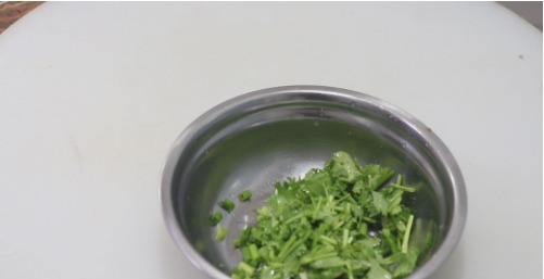 窍门|“新式鸡蛋汤”好喝有窍门,酸辣开胃,汤鲜味美,看着就有食欲