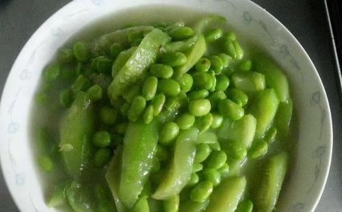 营养|女性不想满脸皱纹,推荐多吃3种食物,营养丰富,身体棒棒哒!