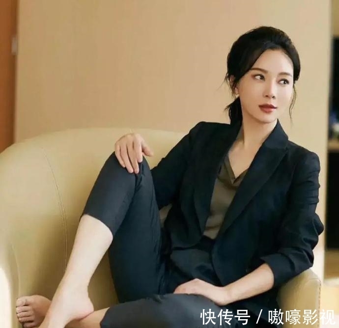 趙胤胤|陳數曬照打破質疑,趙胤胤與異性兩次爭議舉動被提起,網友: 祝幸福