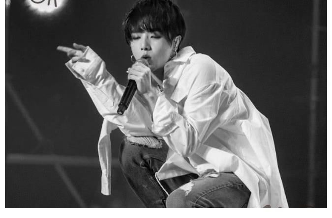 华语乐坛|周杰伦华晨宇谁影响力更大他在音乐上有很大的发展空间