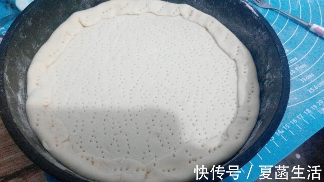 香甜|在家制作番茄芝士披萨,味道香甜,简单好做